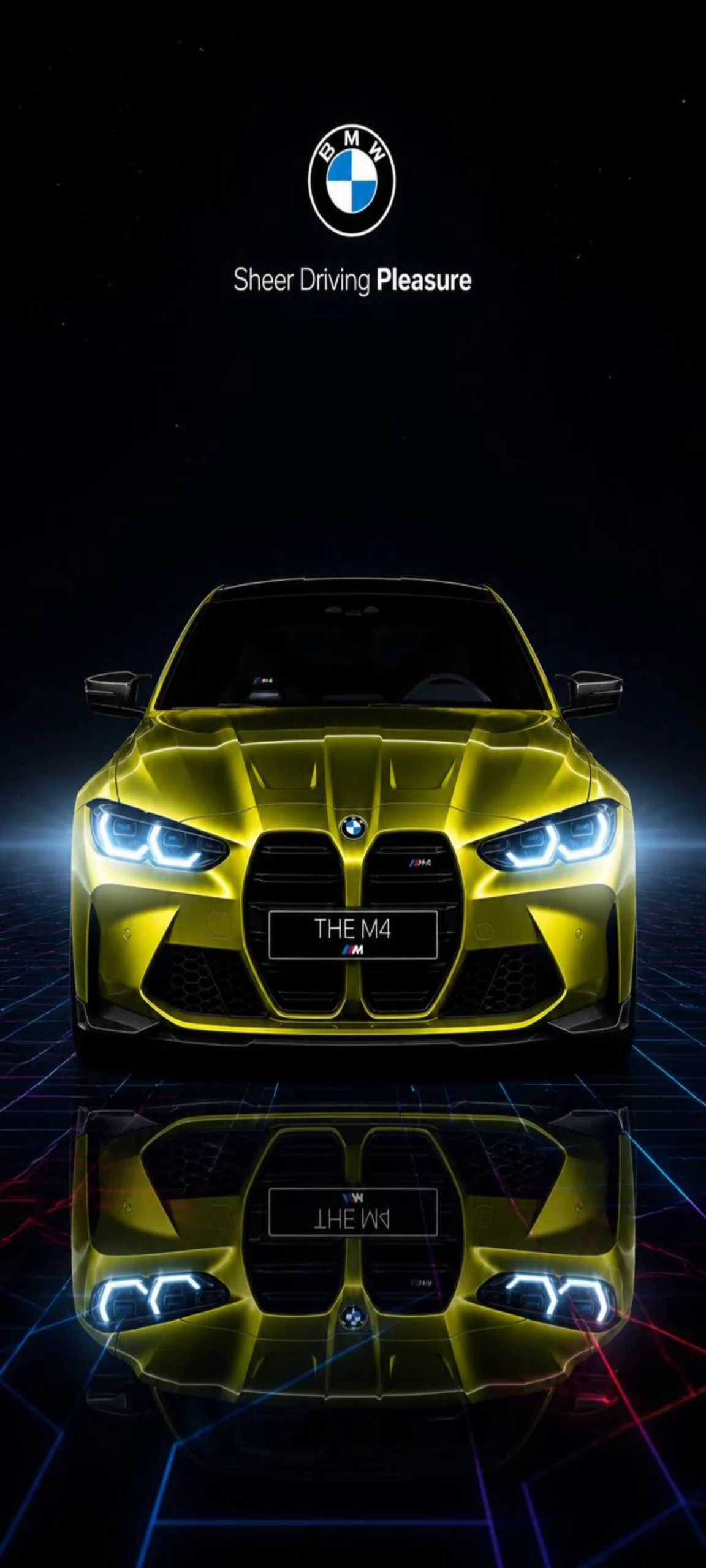 BMW M4 G82 in São Paulo Yellow mit leuchtenden LED-Scheinwerfern vor schwarzem Hintergrund und futuristischer Spiegelung als 4K Smartphone Wallpaper.